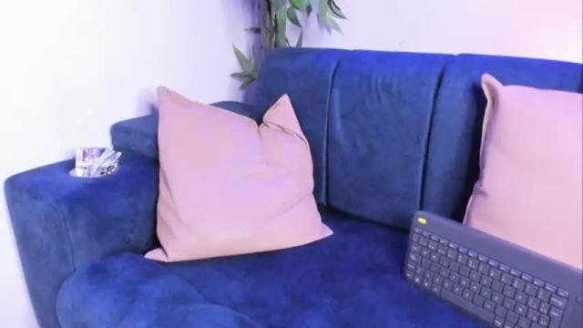 Image 12 of ximenasalazar Stream on Chaturbate on 25 days ago