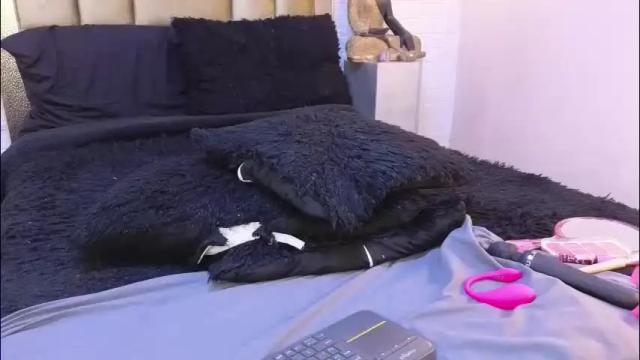 Image 2 of ximenawilliamss Stream on Chaturbate on 2 days ago