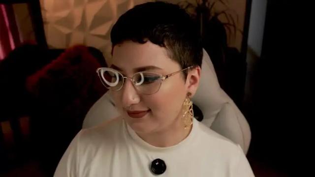Image 12 of ximenna_cruz_ Stream on Chaturbate on 3 months ago