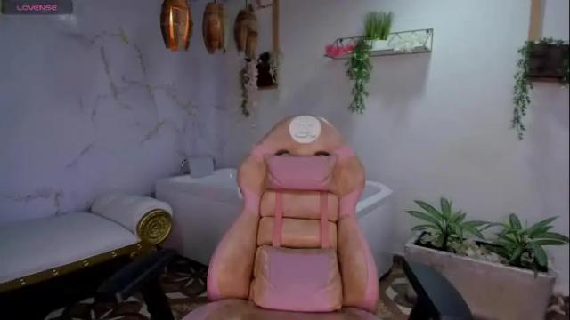 Image 2 of xiomara_cutte Stream on Chaturbate on 2 months ago
