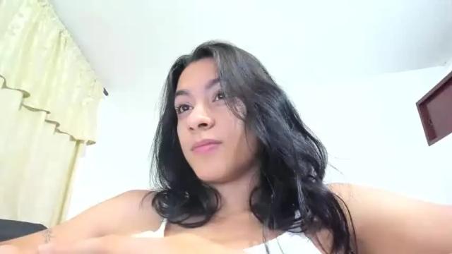 Image 11 of xisalondx Stream on Chaturbate on 15 months ago