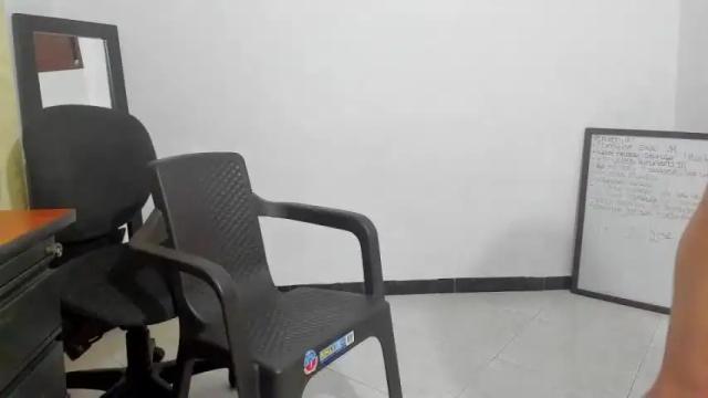 Image 12 of xisalondx Stream on Chaturbate on 14 months ago