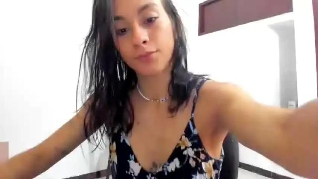 Image 2 of xisalondx Stream on Chaturbate on 14 months ago