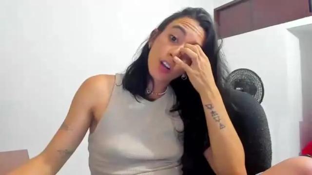 Image 3 of xisalondx Stream on Chaturbate on 14 months ago