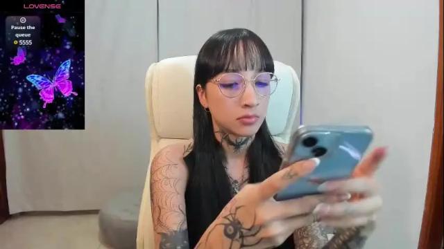 Image 12 of xisisxx Stream on Chaturbate on 1 month ago