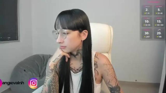 Image 11 of xisisxx Stream on Chaturbate on 1 month ago