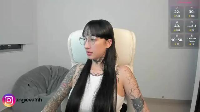 Image 3 of xisisxx Stream on Chaturbate on 1 month ago
