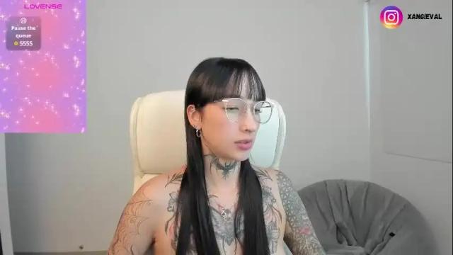 Image 10 of xisisxx Stream on Chaturbate on 8 days ago
