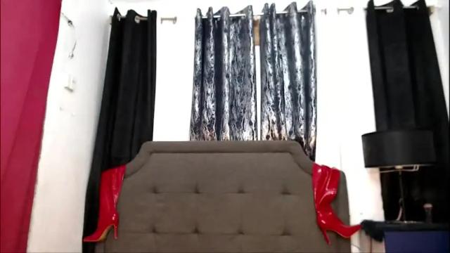 Image 2 of xkaytlyn_whitexx Stream on Chaturbate on 1 month ago