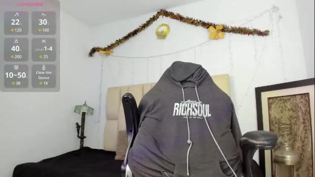 Image 2 of xkim_starx Stream on Chaturbate on 3 days ago