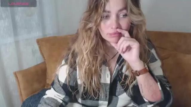 Thumbnail 3, xkristinaxxx's Stream at Chaturbate, 17 months ago