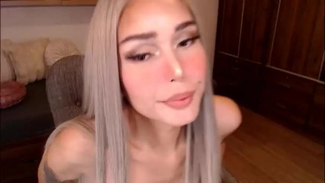 Image 12 of xladybossx Stream on Chaturbate on 9 days ago