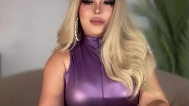 Image 11 of xladywithcock4uxx Stream on Chaturbate on 23 days ago