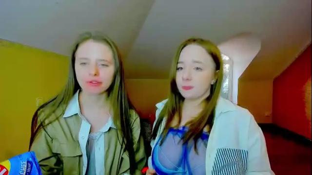 Image 4 of xlanabunny Stream on Chaturbate on 6 months ago