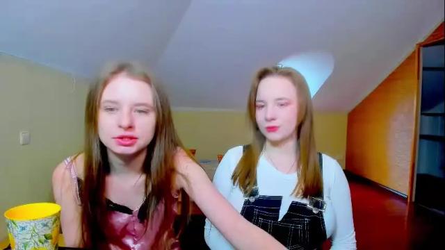 Image 3 of xlanabunny Stream on Chaturbate on 5 months ago