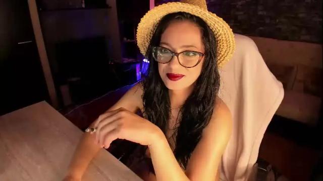 Image 6 of xlaracroftx Stream on Chaturbate on 22 days ago