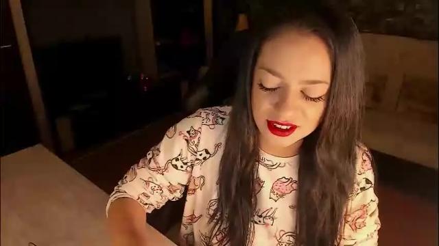 Image 4 of xlaracroftx Stream on Chaturbate on 22 days ago