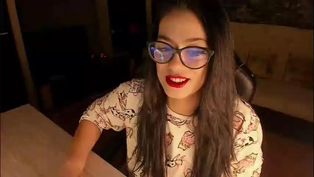 Image 6 of xlaracroftx Stream on Chaturbate on 22 days ago