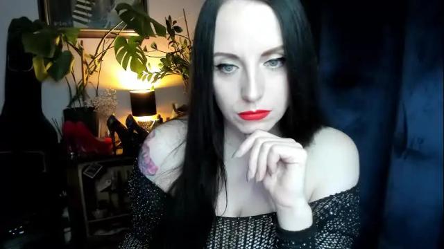 Image 2 of xleilafire Stream on Chaturbate on 1 month ago