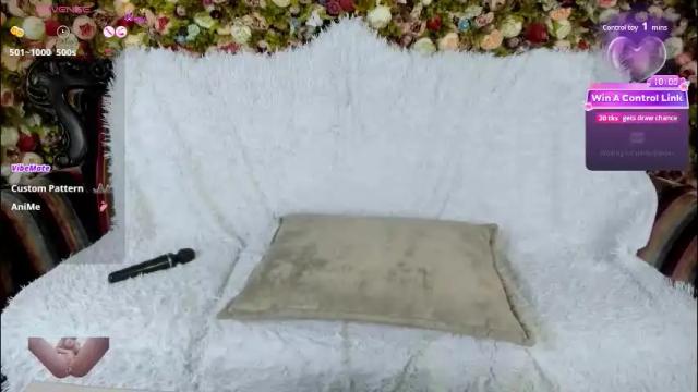 Image 10 of xlindamilfx Stream on Chaturbate on 10 days ago