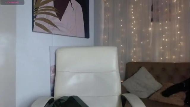 Image 12 of xlunna Stream on Chaturbate on 15 days ago