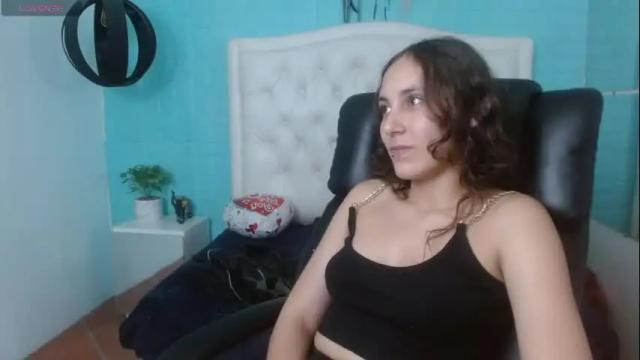 Image 3 of xlunna Stream on Chaturbate on 8 days ago