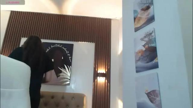 Image 4 of xlunna Stream on Chaturbate on 1 month ago