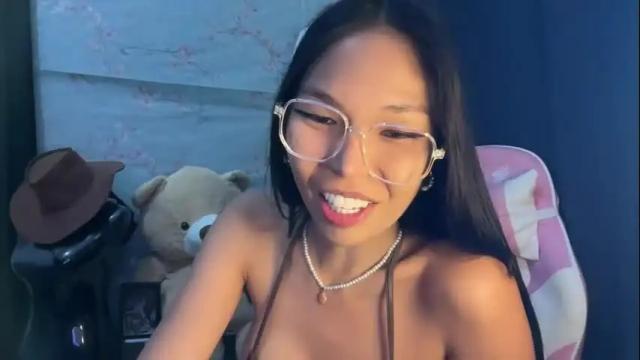 Image 12 of xmonica_cummerx Stream on Chaturbate on 1 month ago