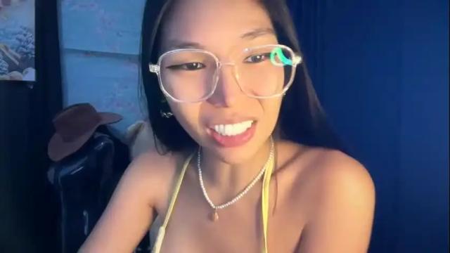 Image 12 of xmonica_cummerx Stream on Chaturbate on 27 days ago