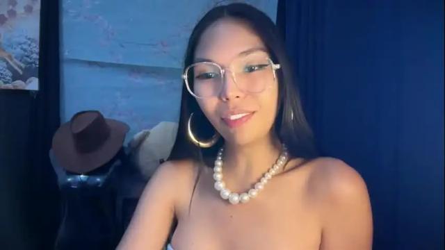 Image 6 of xmonica_cummerx Stream on Chaturbate on 24 days ago