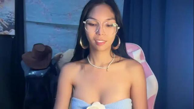 Image 3 of xmonica_cummerx Stream on Chaturbate on 4 days ago