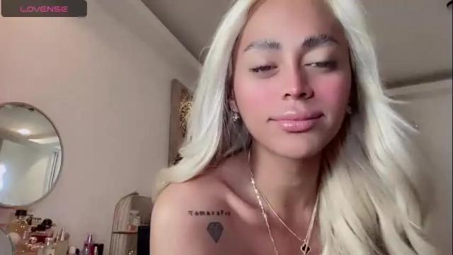 Image 8 of xmonstrouscockivy Stream on Chaturbate on 15 months ago