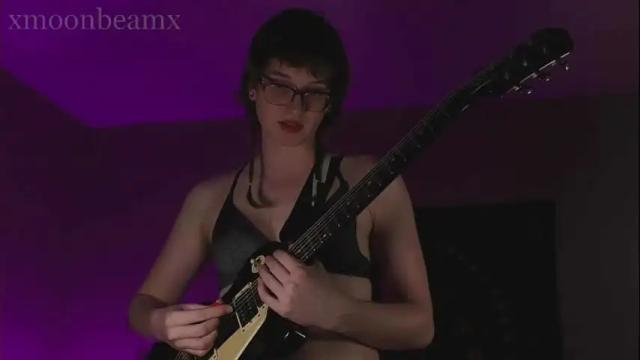 Image 7 of xmoonbeamx Stream on Chaturbate on 1 month ago
