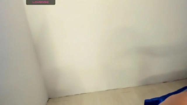 Image 11 of xnaugthy_gamesx Stream on Chaturbate on 16 months ago
