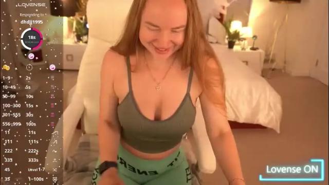 Image 4 of xo_monica Stream on Chaturbate on 2 months ago
