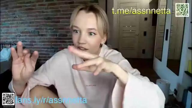 Image 2 of xoanetta Stream on Chaturbate on 2 months ago