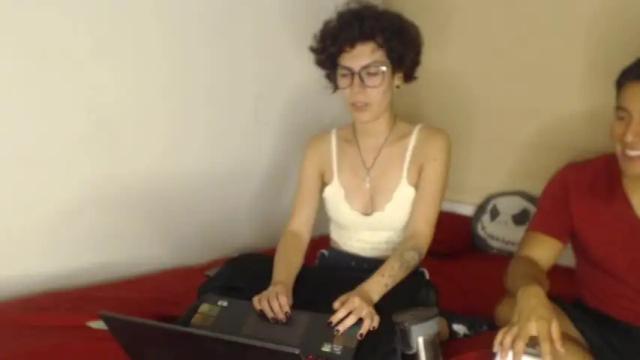 Image 4 of xonstage Stream on Chaturbate on 19 months ago