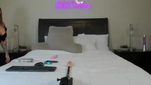 Image 12 of xoxochristena4u Stream on Chaturbate on 17 months ago