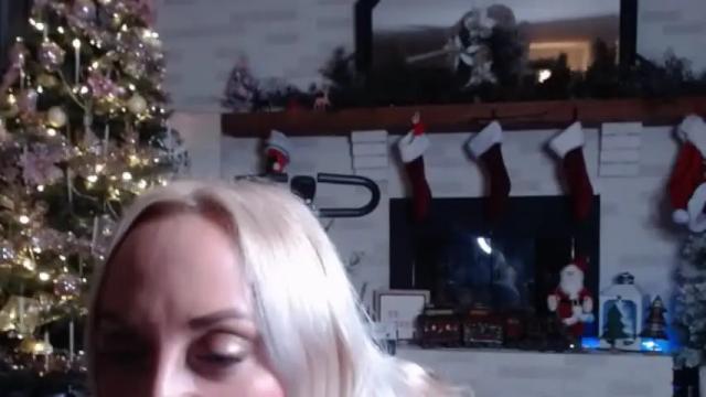 Image 11 of xoxomadalynn Stream on Chaturbate on 17 months ago