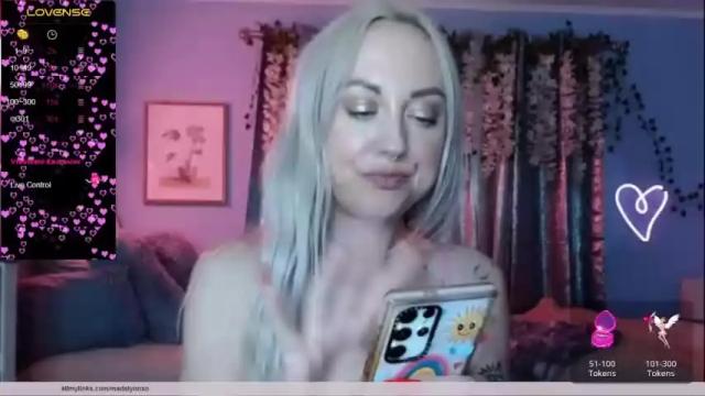 Image 8 of xoxomadalynn Stream on Chaturbate on 16 months ago
