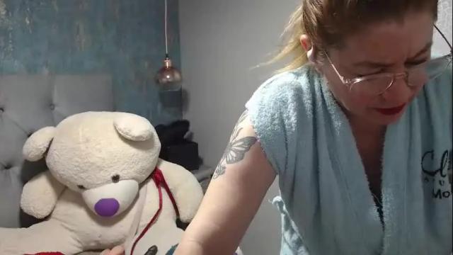 Image 12 of xpaulamilf Stream on Chaturbate on 13 days ago