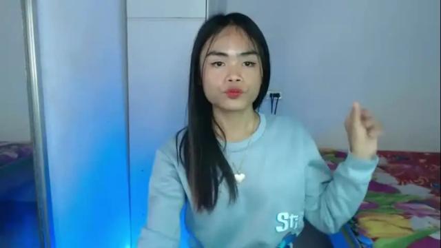 Image 10 of xpinaycreamcockx Stream on Chaturbate on 6 days ago
