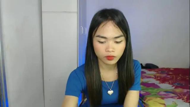 Image 4 of xpinaycreamcockx Stream on Chaturbate on 1 day ago