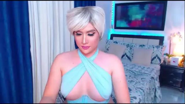 Image 4 of xplaymateamandax Stream on Chaturbate on 11 days ago