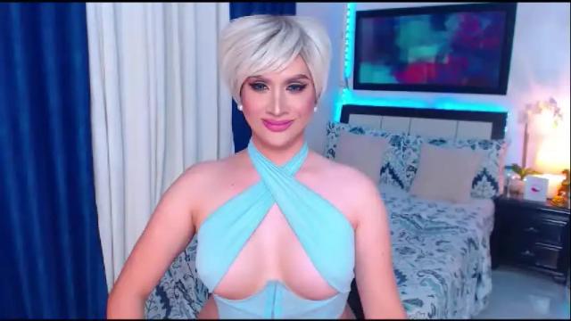 Image 11 of xplaymateamandax Stream on Chaturbate on 2 days ago