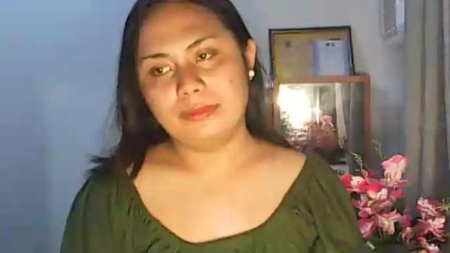 Image 10 of xqueen_beatricex Stream on Chaturbate on 17 months ago