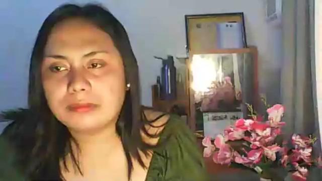Image 4 of xqueen_beatricex Stream on Chaturbate on 17 months ago