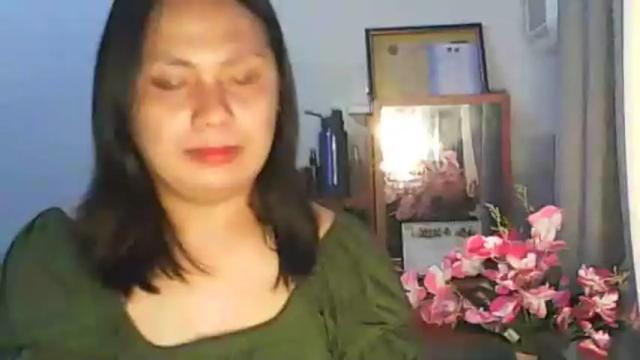 Image 7 of xqueen_beatricex Stream on Chaturbate on 17 months ago