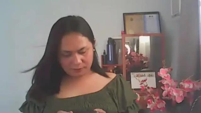 Image 6 of xqueen_beatricex Stream on Chaturbate on 17 months ago