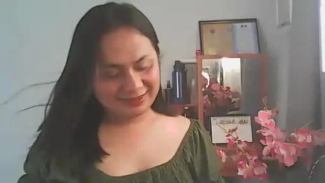Image 7 of xqueen_beatricex Stream on Chaturbate on 17 months ago